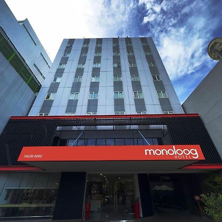 Monoloog Hotel Pekanbaru Exterior photo