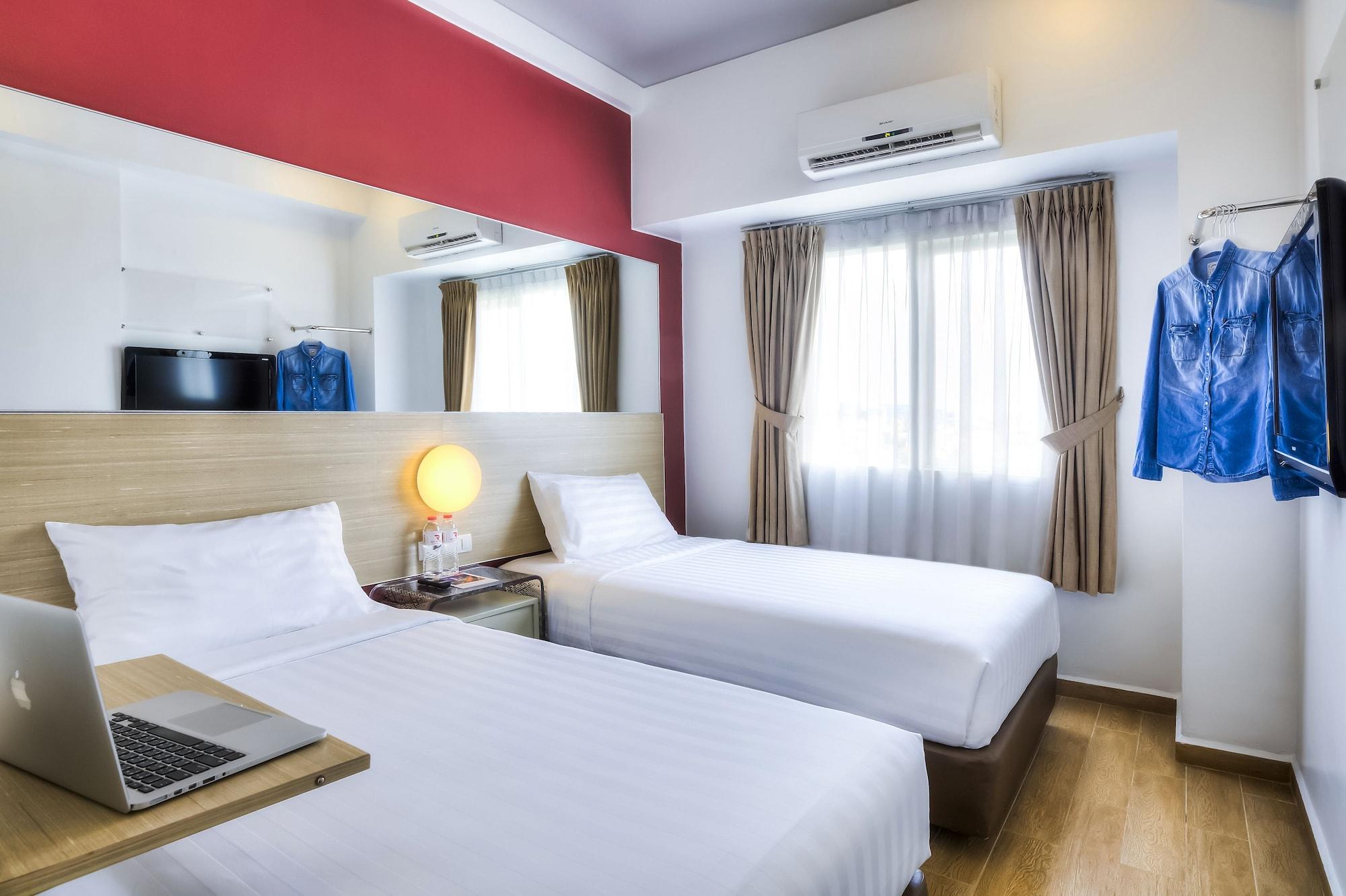 Monoloog Hotel Pekanbaru Exterior photo