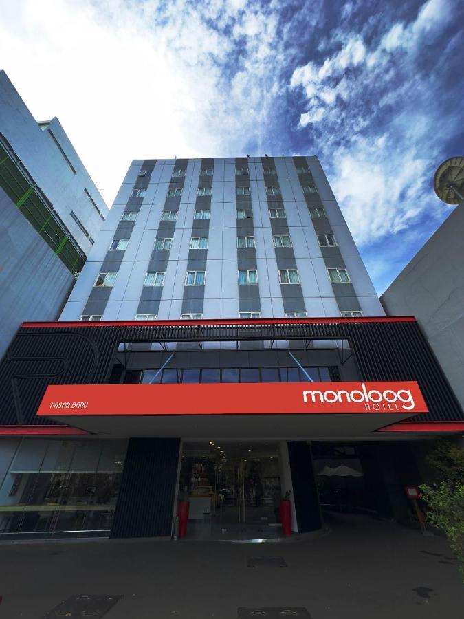 Monoloog Hotel Pekanbaru Exterior photo