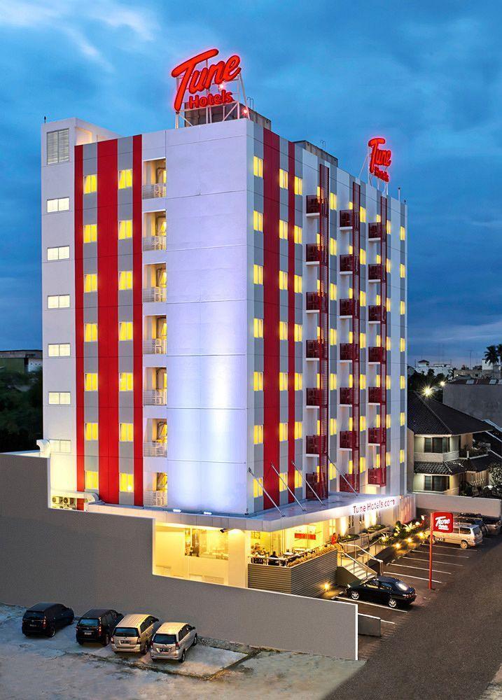 Monoloog Hotel Pekanbaru Exterior photo